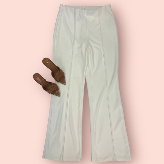 White Flare Pants plus